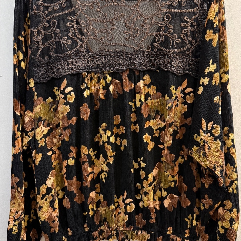 Gimmicks by BKE Boho Floral Lace Blouse L - Picture 13 of 14